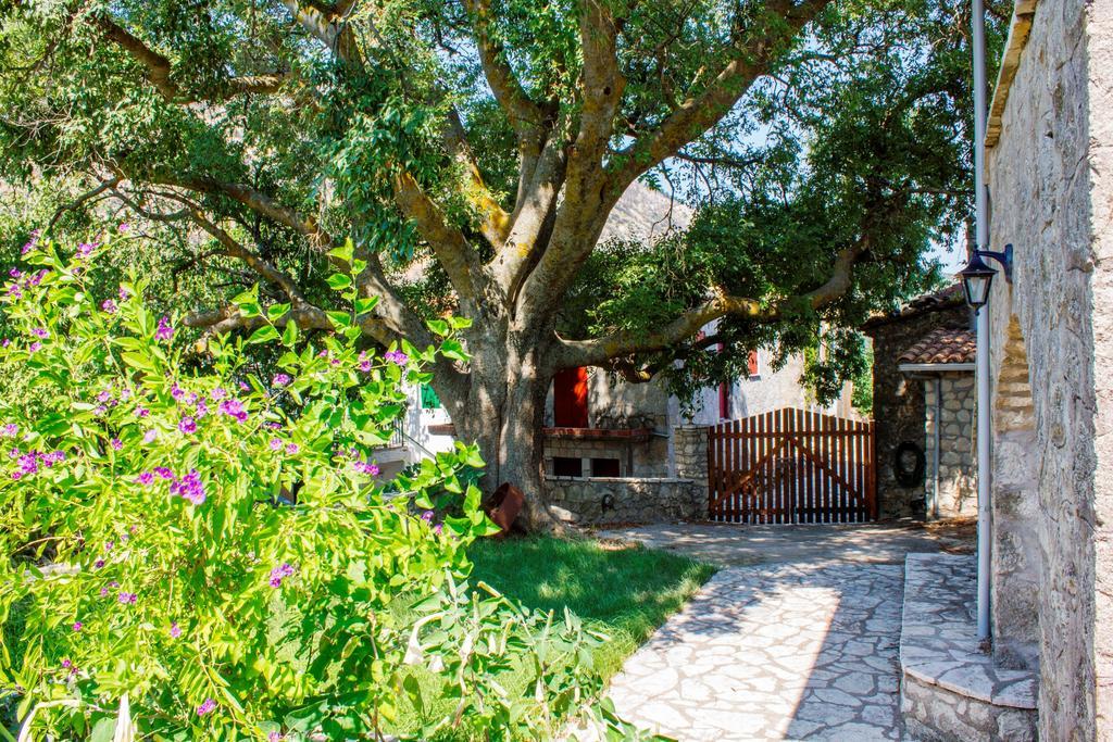 Menelia Cottage Platístoma Pokoj fotografie
