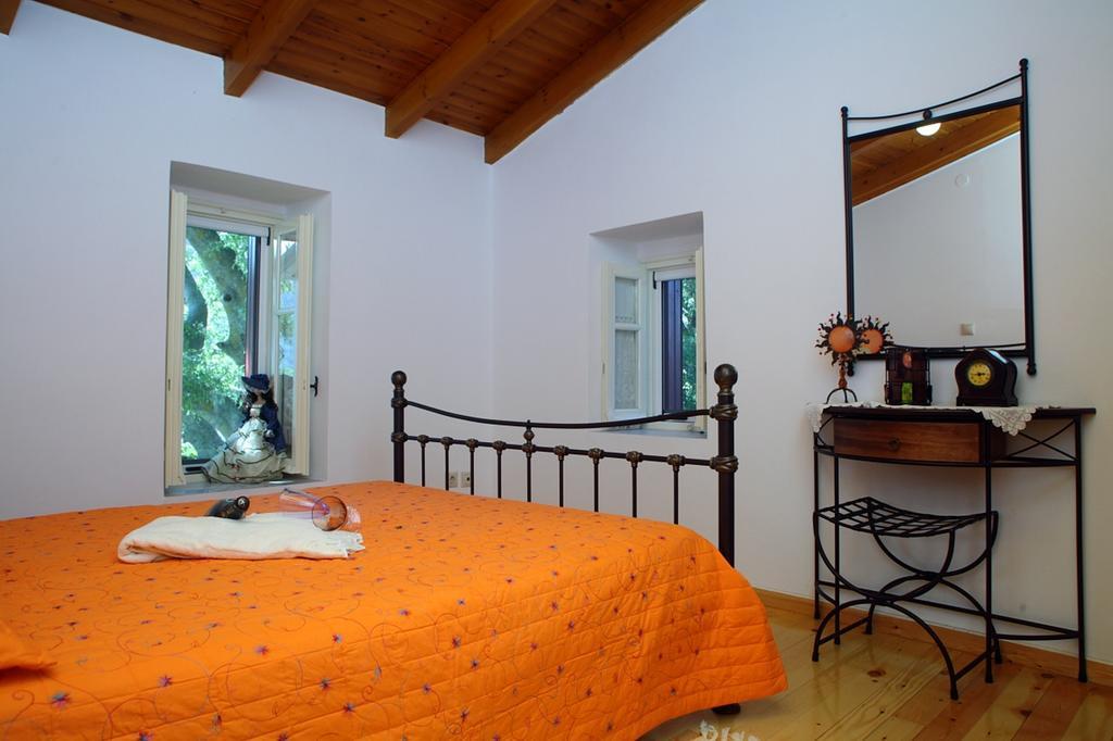 Menelia Cottage Platístoma Pokoj fotografie